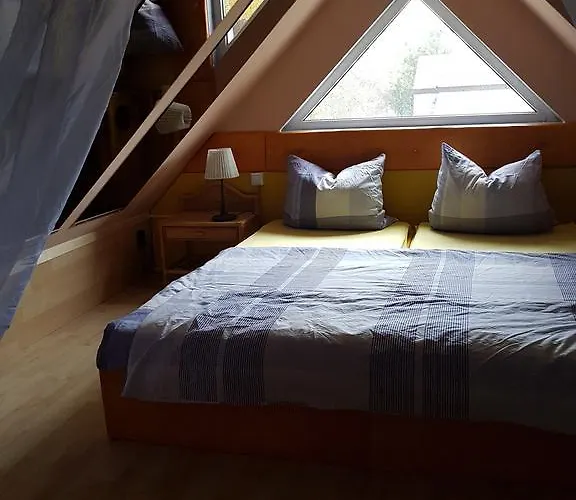 Ferienhaus- Hébergement de vacances *